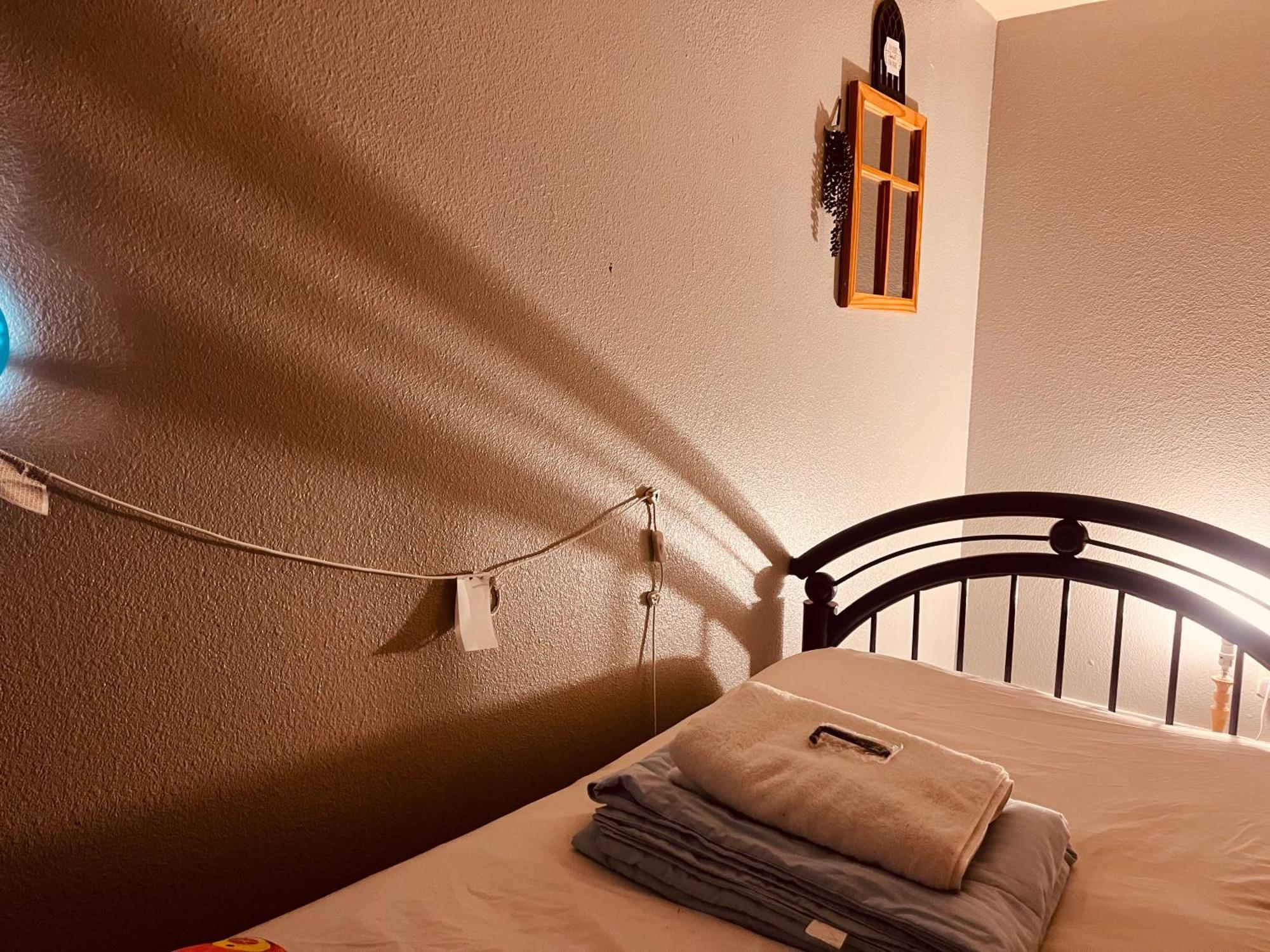 Privatunterkunft Vegas Simple Bed Share *